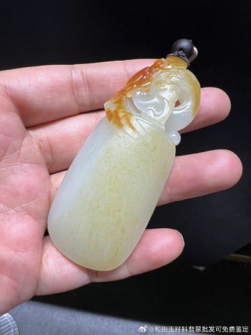 新疆和田玉籽料龙行天下,规格:80
