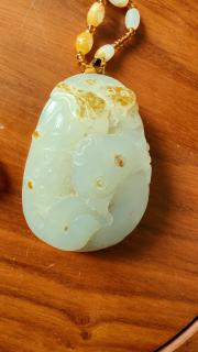 老和田玉仔玉挂件,年年有余,尺寸6.1